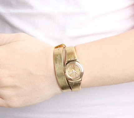 ساعت مچی زنانه سواچ SWATCH مدل YSG135